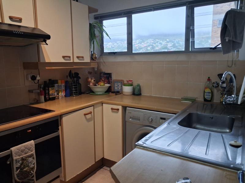 2 Bedroom Property for Sale in Gardens Western Cape